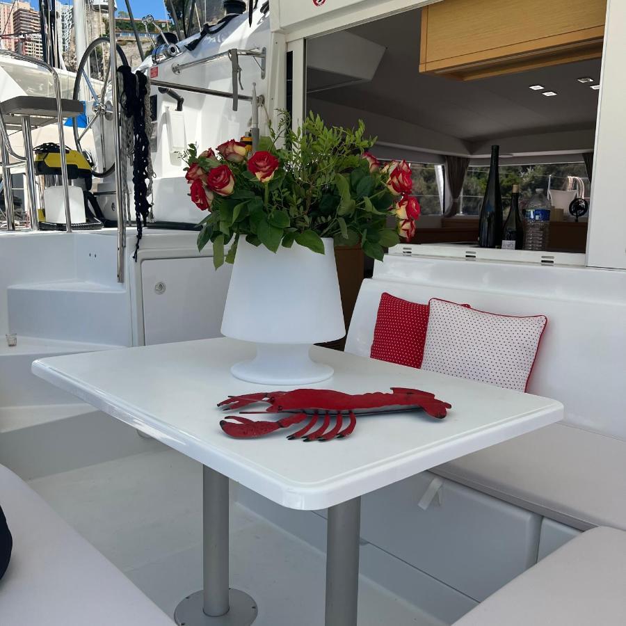 蒙特卡罗 Red Sail酒店 外观 照片